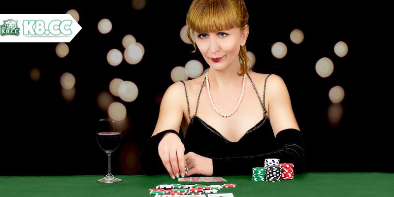 Tìm hiểu về game thẻ bài